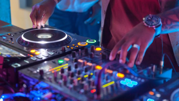 Complete DJ Wedding Checklist